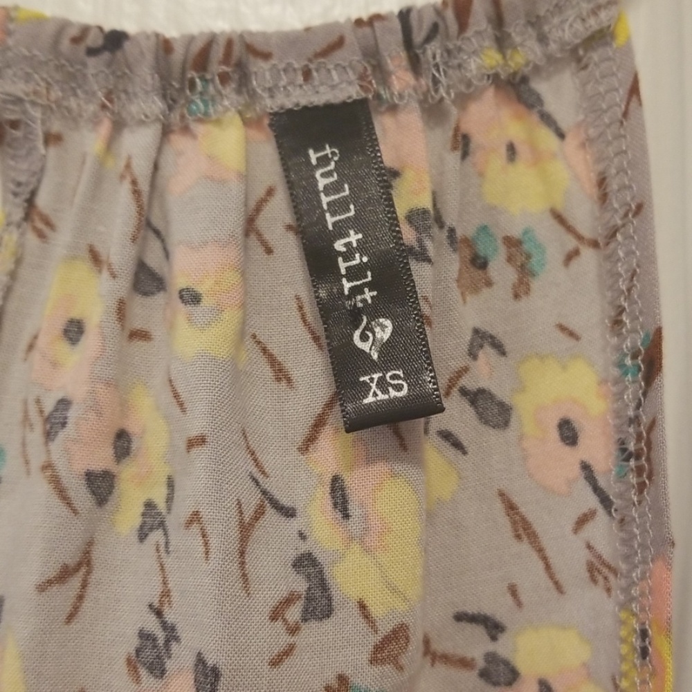 Tank top - Picture 2 of 2